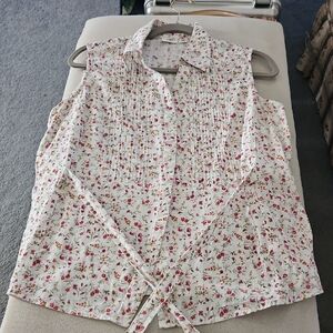 Cato Floral Sleeveless Button Down Shirt - White and Pink